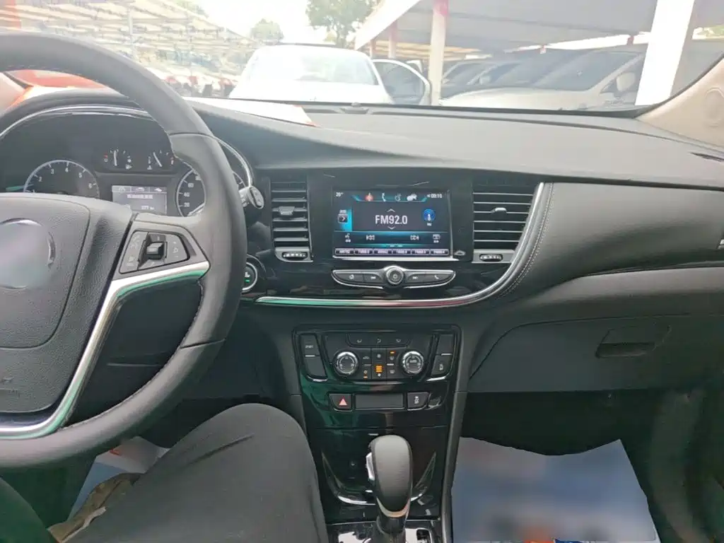 Buick Encore — миниатюра 10