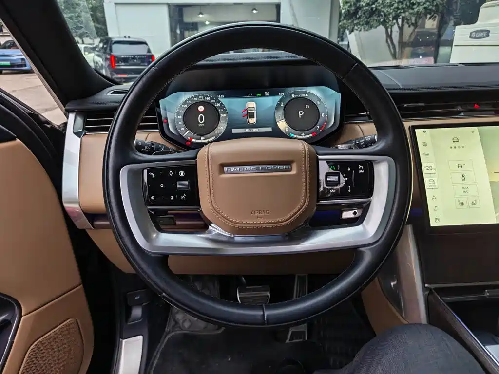 Land Rover Range Rover — миниатюра 7