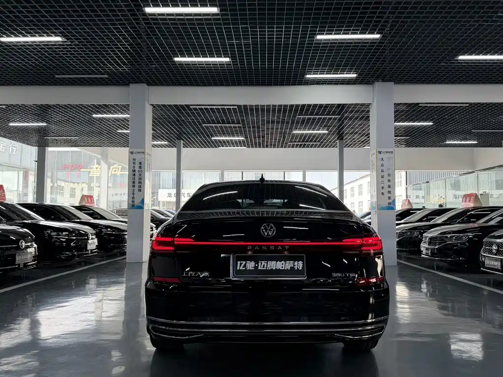 Volkswagen Passat — миниатюра 4