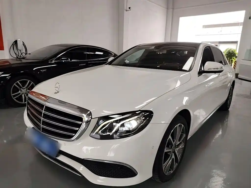 Mercedes-Benz E-Class 2018