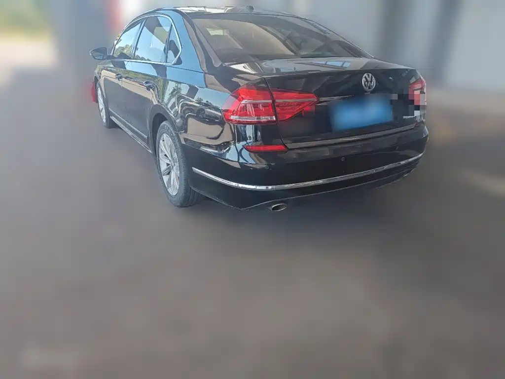 Volkswagen Passat — миниатюра 4