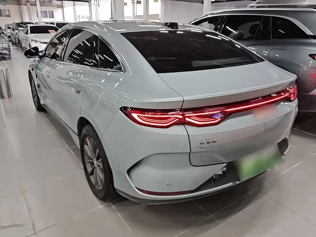 BYD Qin L — миниатюра 5