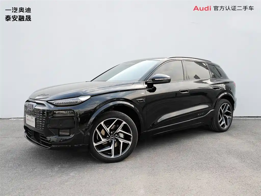 Audi Q6L E-tron