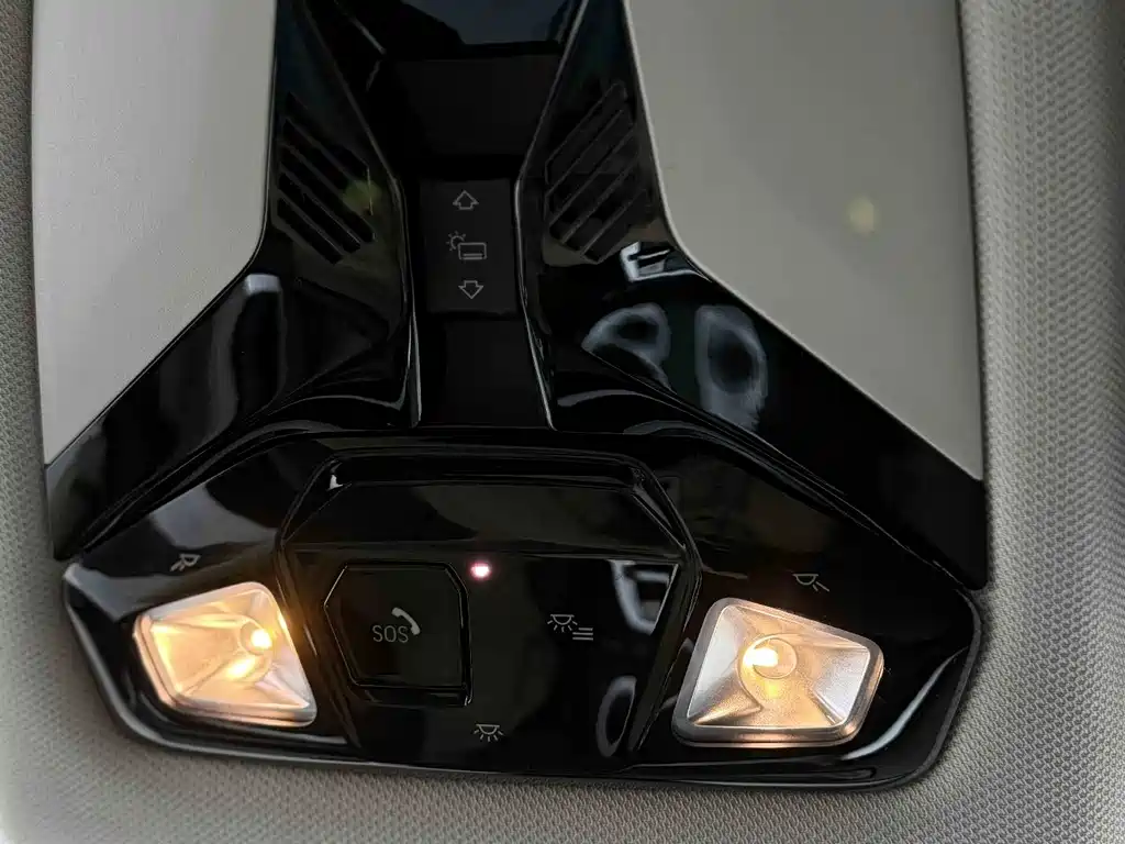 BMW X1 — миниатюра 9