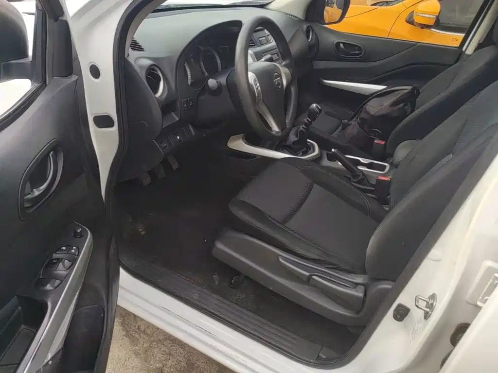 Nissan Navara — миниатюра 16