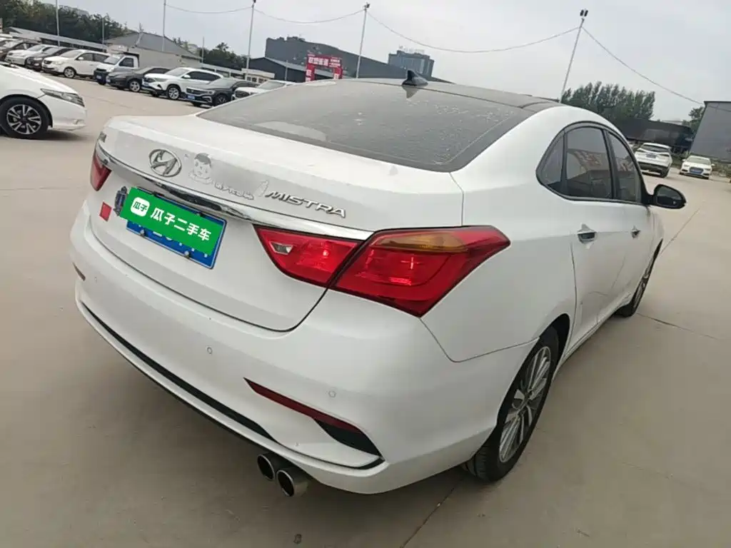 Hyundai Mistra — миниатюра 7