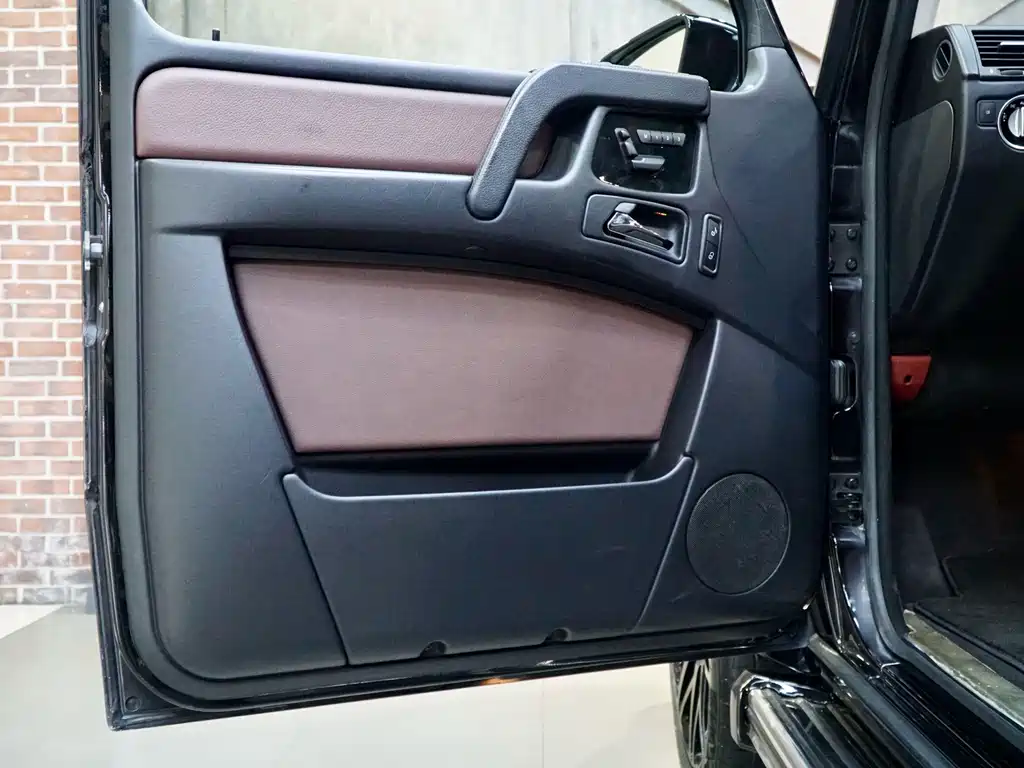 Mercedes-Benz G-Class — миниатюра 16