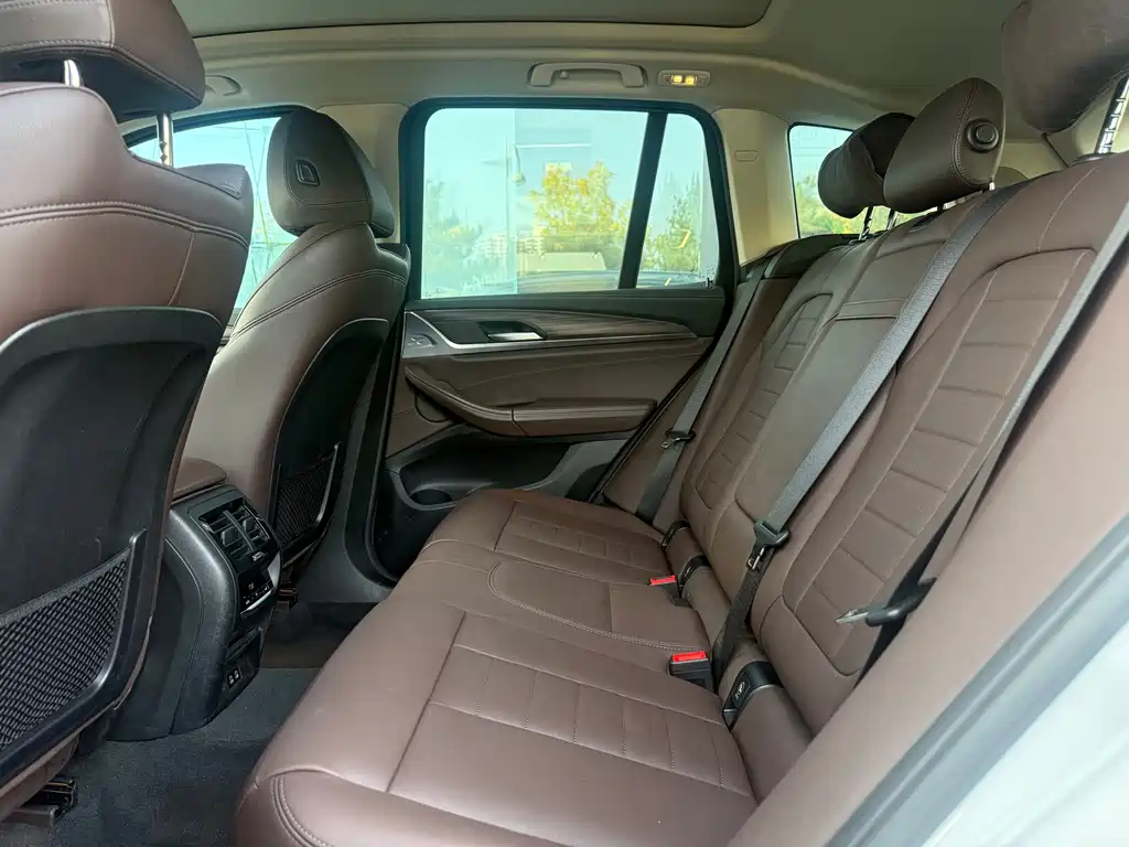 BMW X3 — миниатюра 6