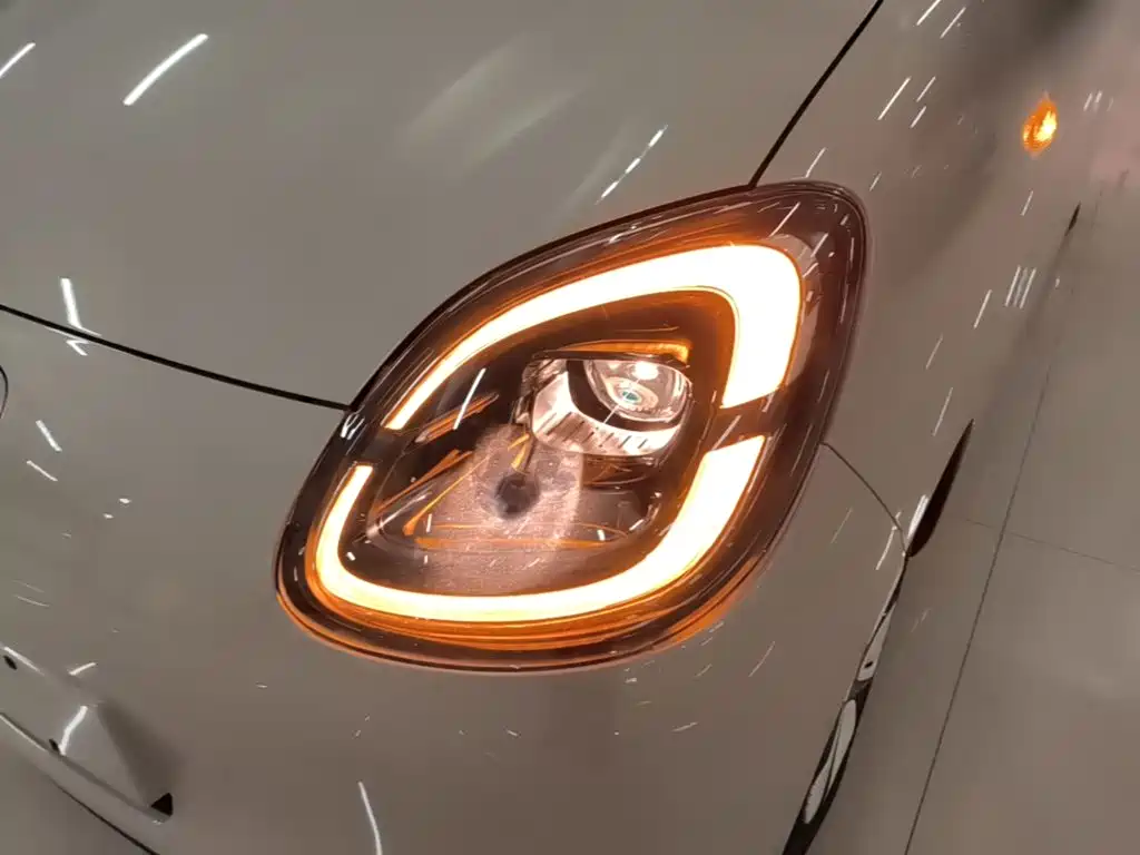 Wuling MINIEV — миниатюра 24