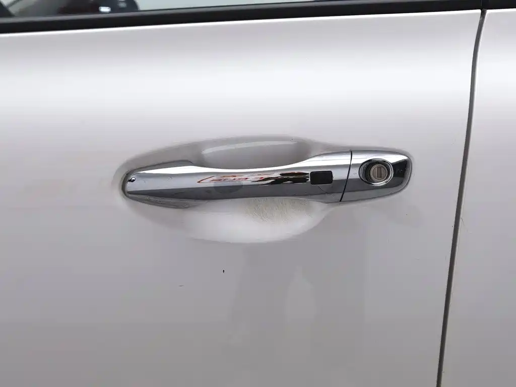 Kia Sorento — миниатюра 18