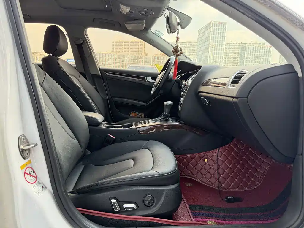 Audi A4L — миниатюра 7