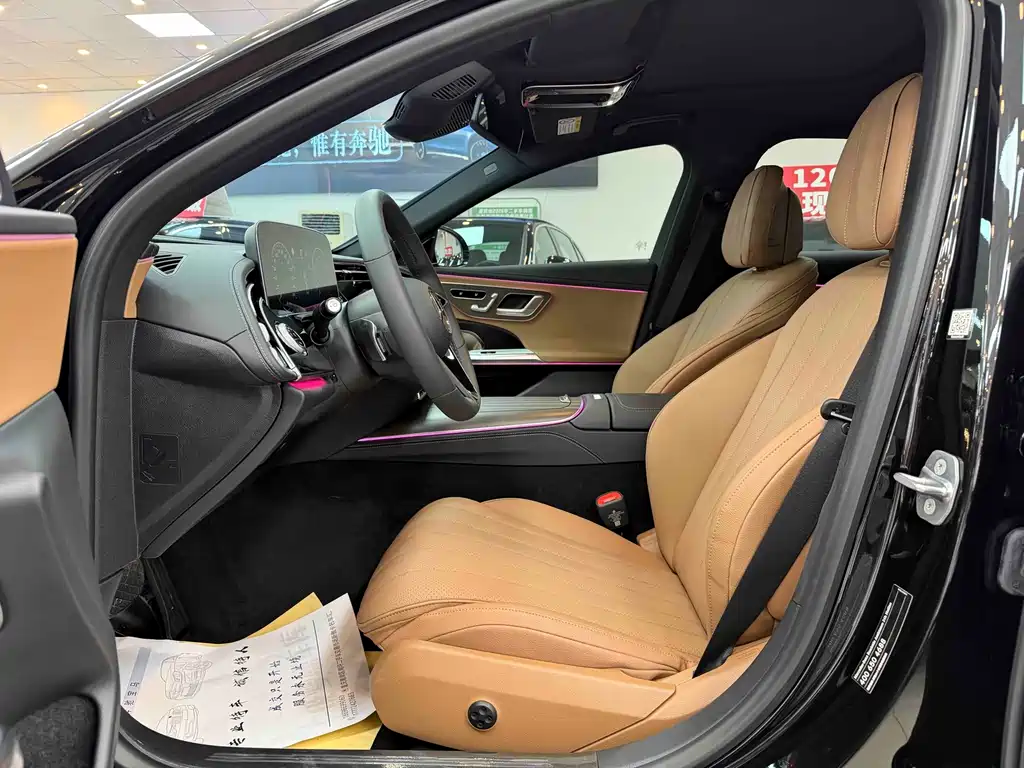 Mercedes-Benz E-Class — миниатюра 5