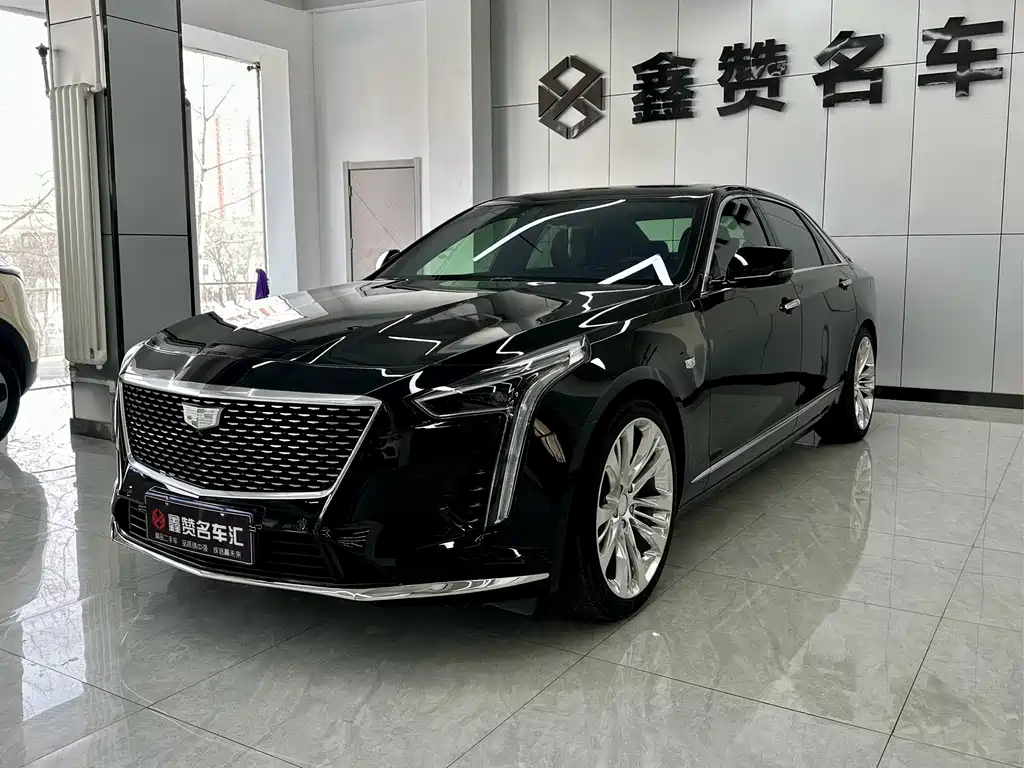 CADILLAC CT6