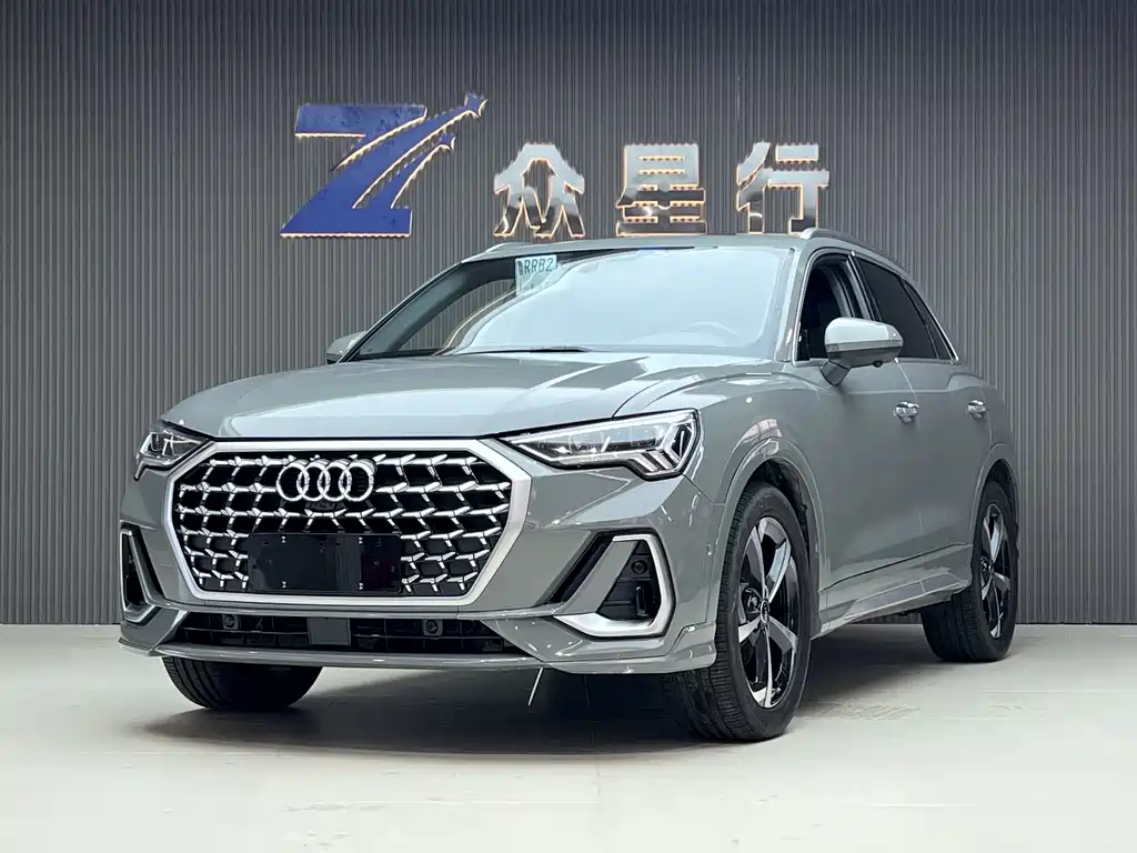 Купить Audi Q3