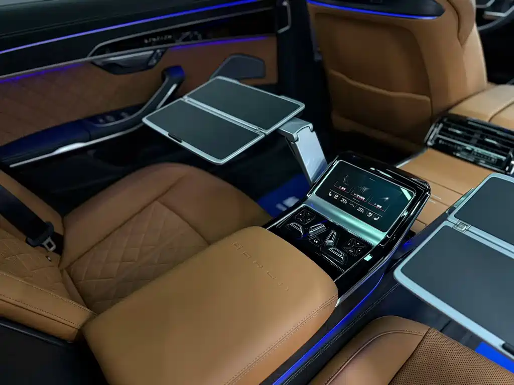 Audi A8 — миниатюра 9