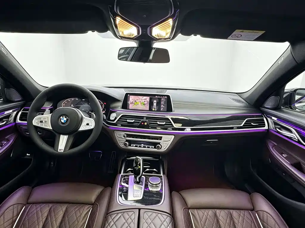 BMW 7 Series — миниатюра 6