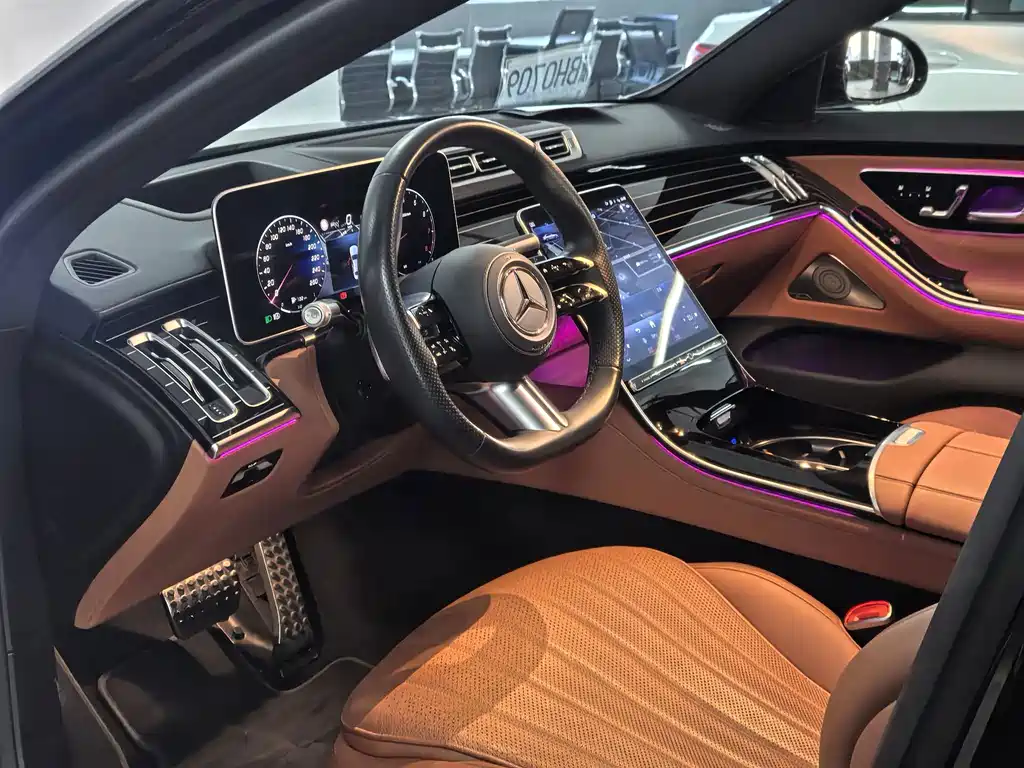 Mercedes-Benz S-Class — миниатюра 12