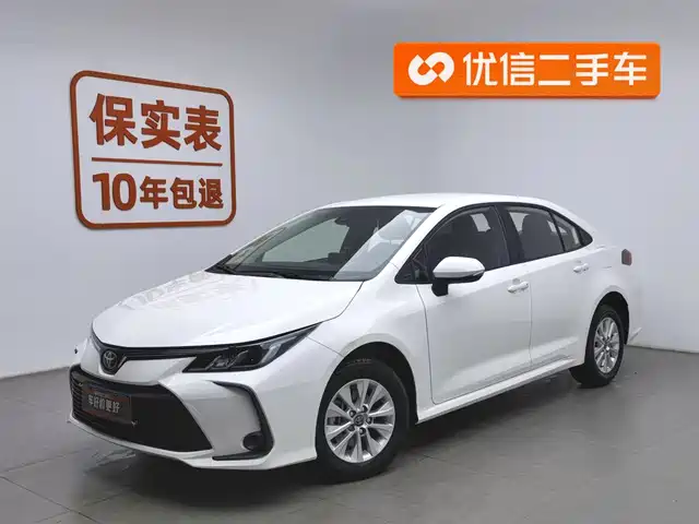 TOYOTA COROLLA 2025
