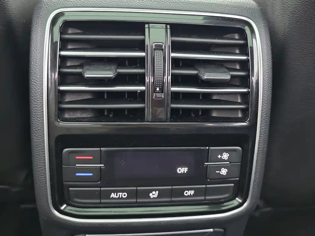 Volkswagen Magotan — миниатюра 17
