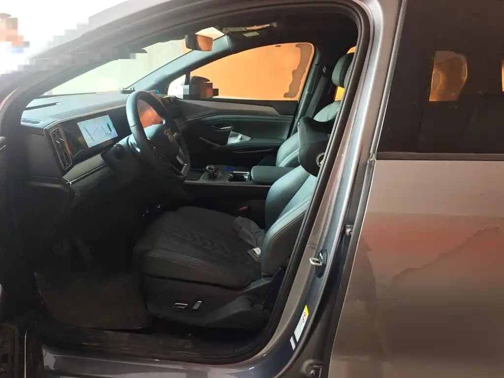 BYD L DM-i — миниатюра 11
