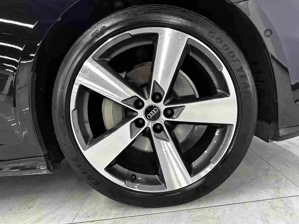 Audi A6L — миниатюра 16