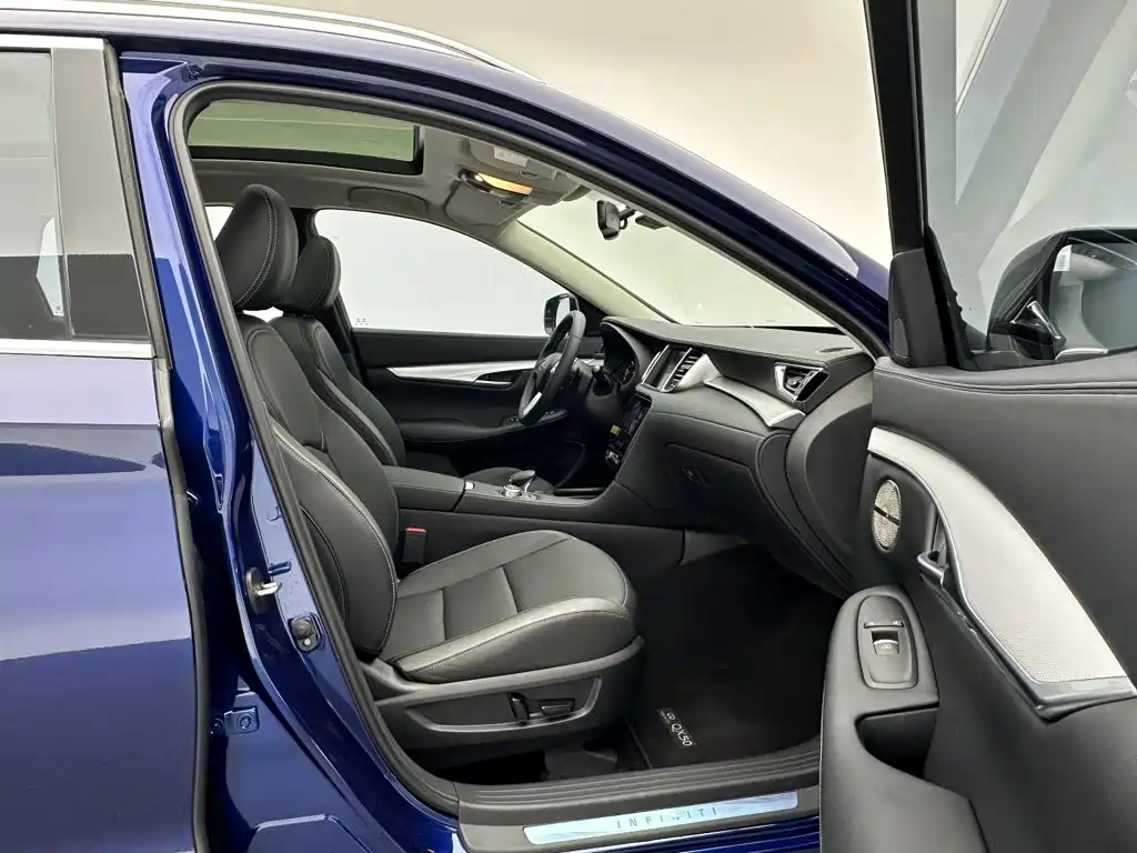 Infiniti QX50 — миниатюра 18