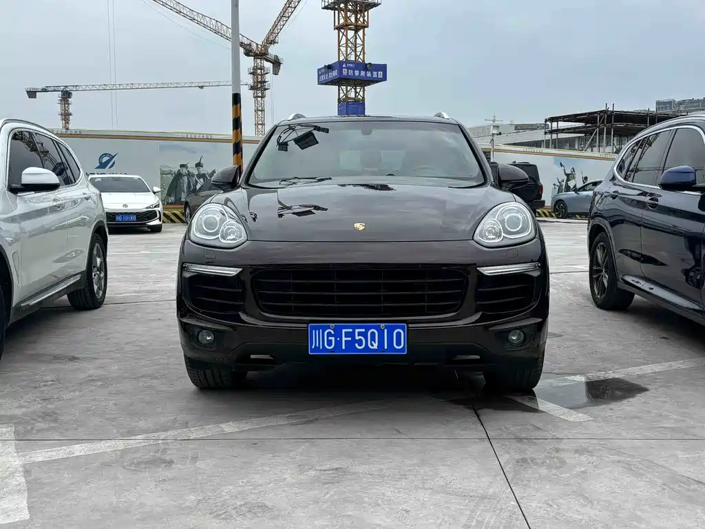 Porsche Cayenne — миниатюра 2