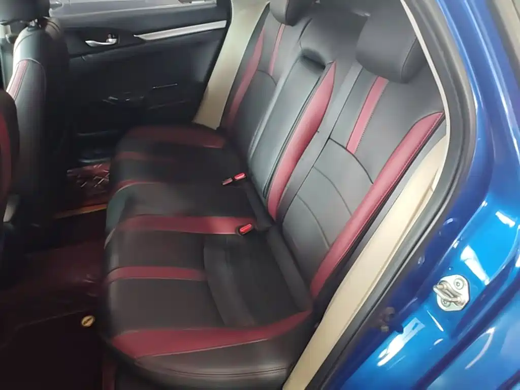 Honda Civic — миниатюра 17