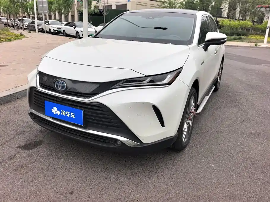 Toyota Harrier 2022