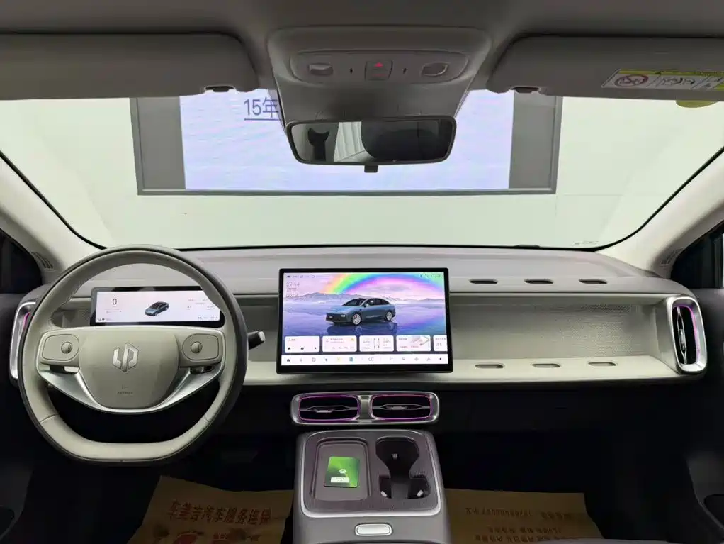 Leapmotor Leapmotor B01 — миниатюра 10