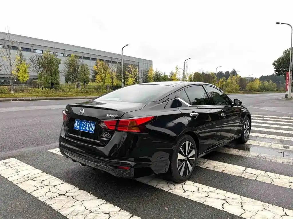 Nissan Teana — миниатюра 9