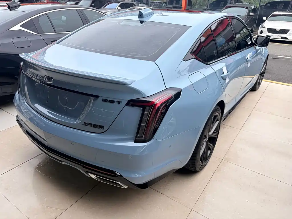 Cadillac CT5 — миниатюра 6