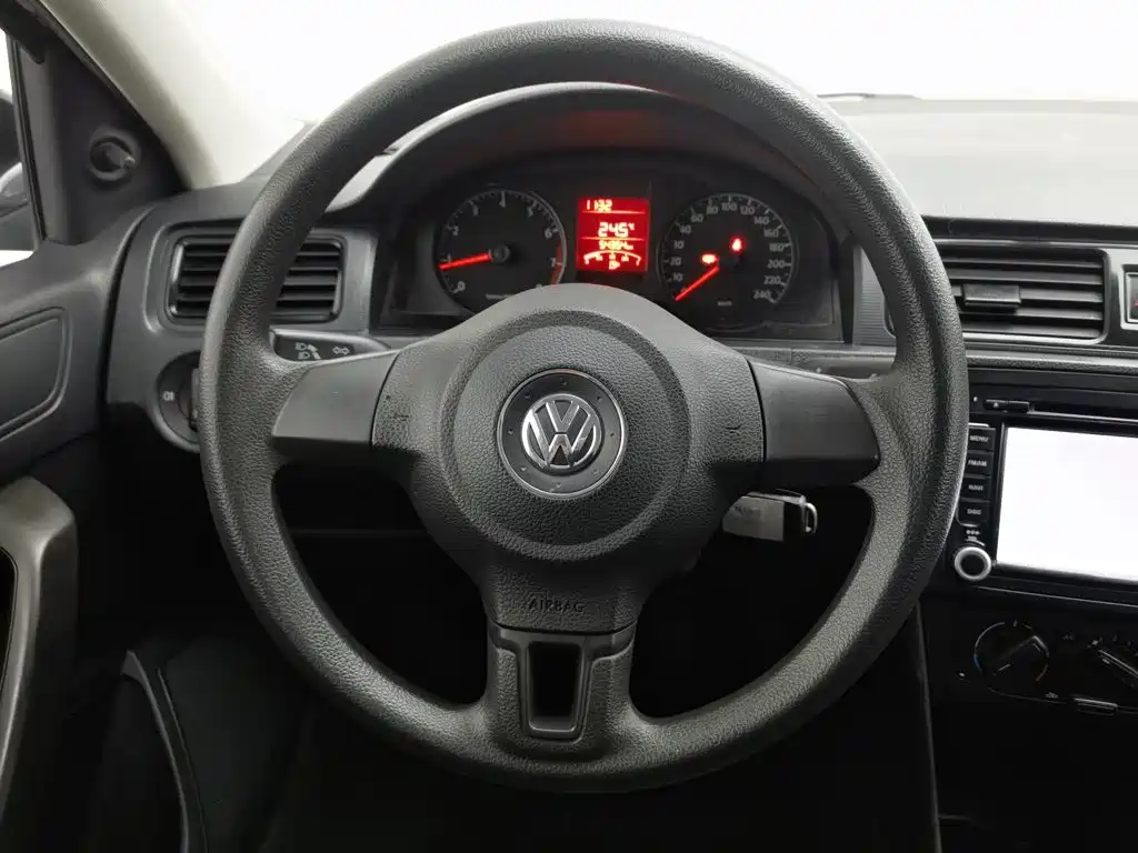 Volkswagen Santana — миниатюра 11