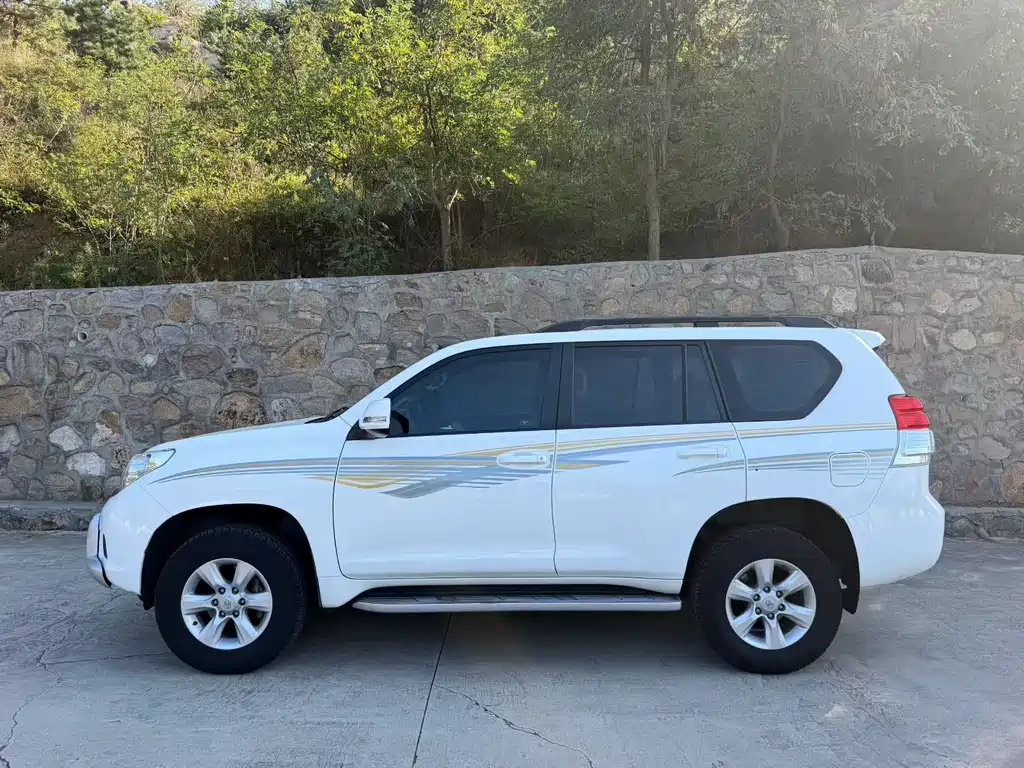 Toyota Prado — миниатюра 4