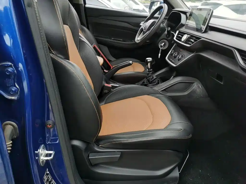 Wuling Hongguang S3 — миниатюра 25