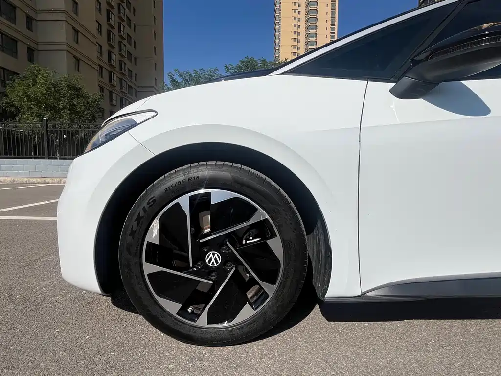 Volkswagen ID.3 — миниатюра 11