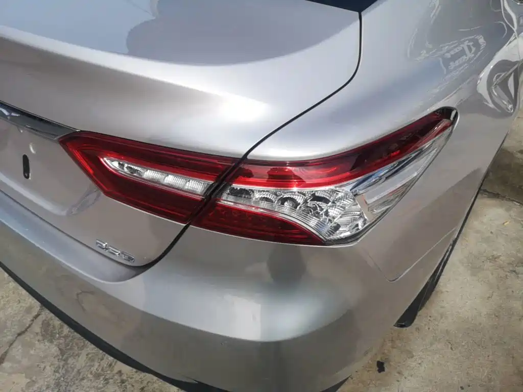 Toyota Camry — миниатюра 8