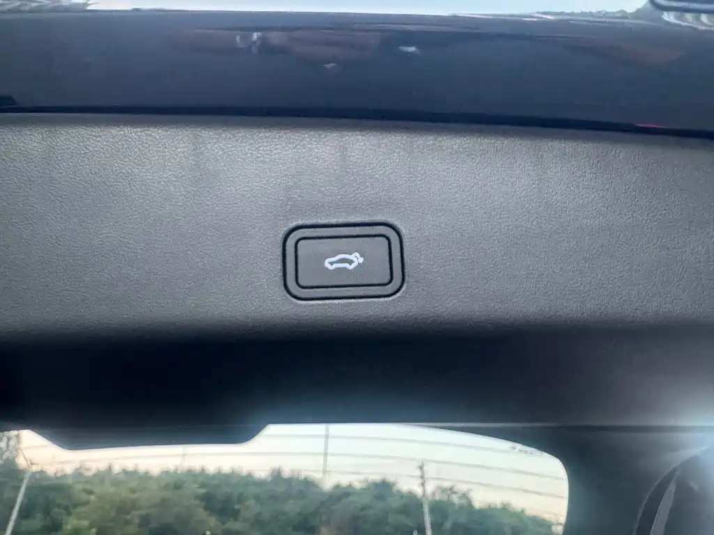 Geely Xingyue L — миниатюра 18