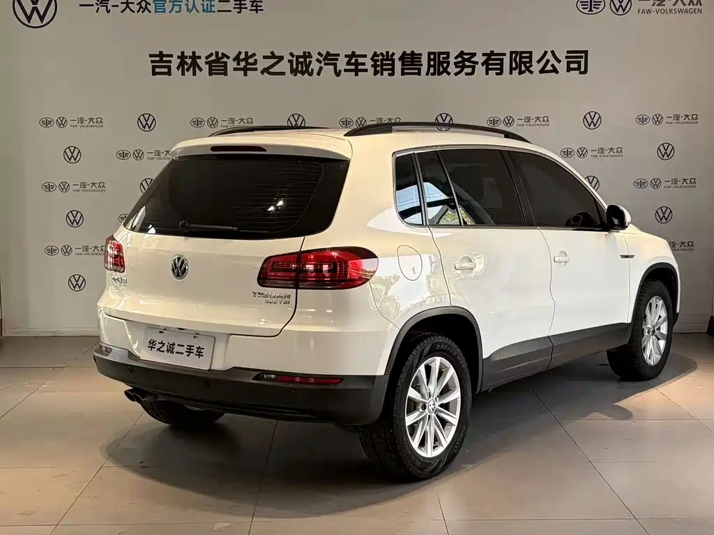 Volkswagen Tiguan — миниатюра 11