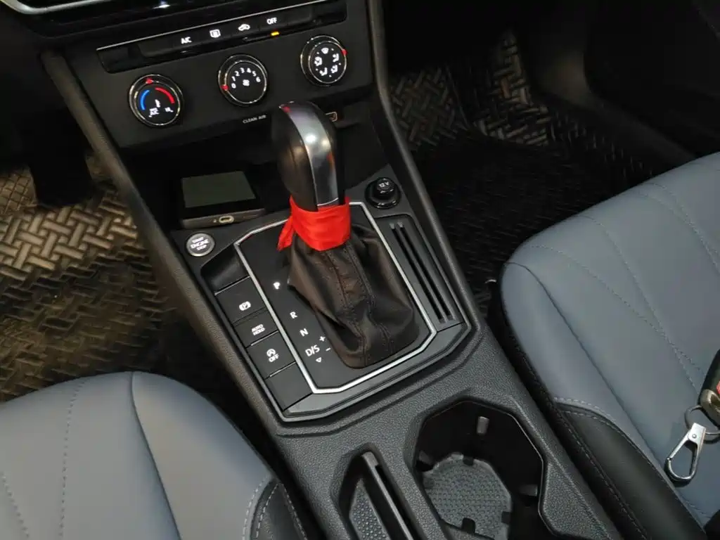 Volkswagen Lavida — миниатюра 14