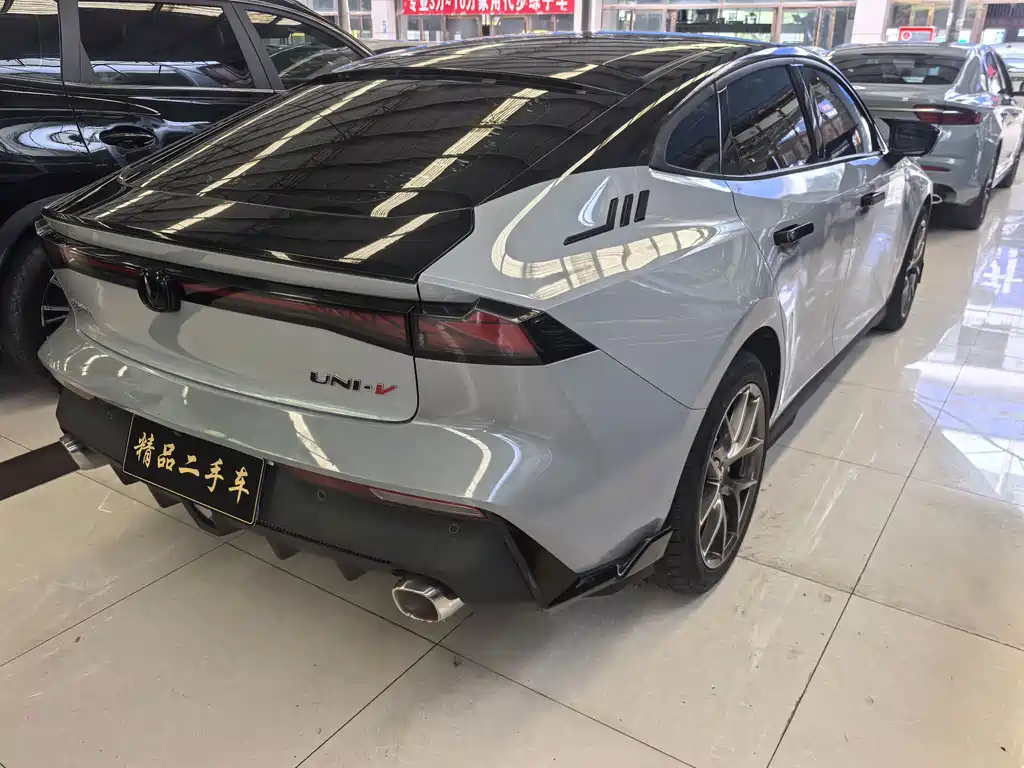 Changan UNI-V — миниатюра 7