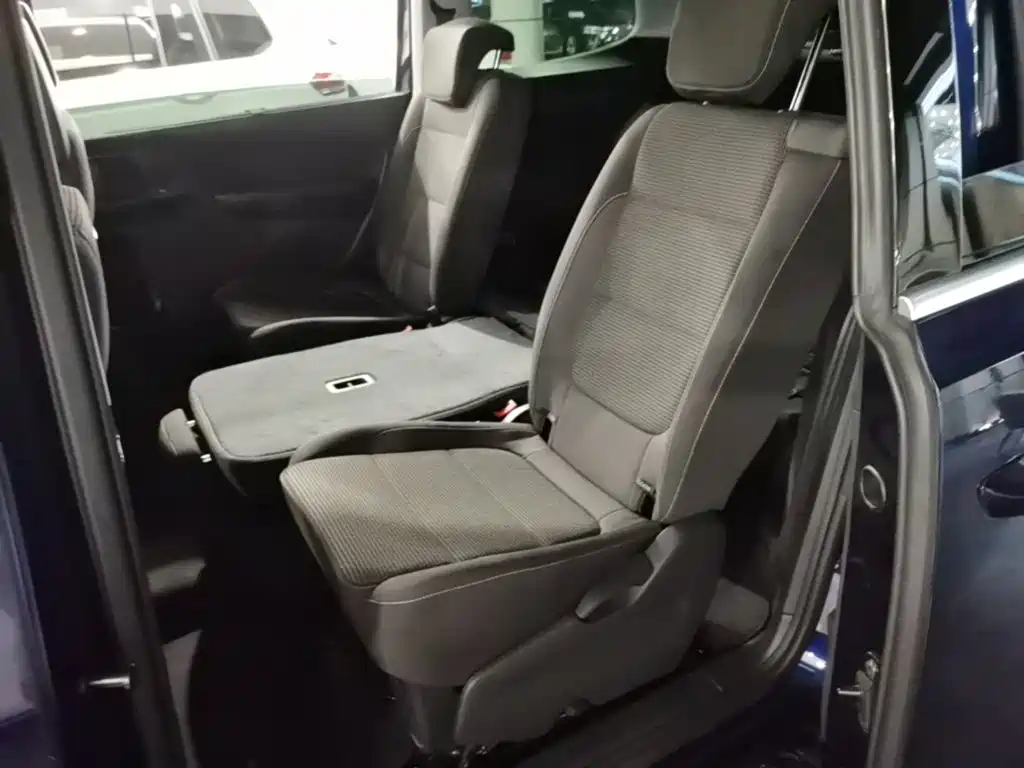 Volkswagen Sharan — миниатюра 17
