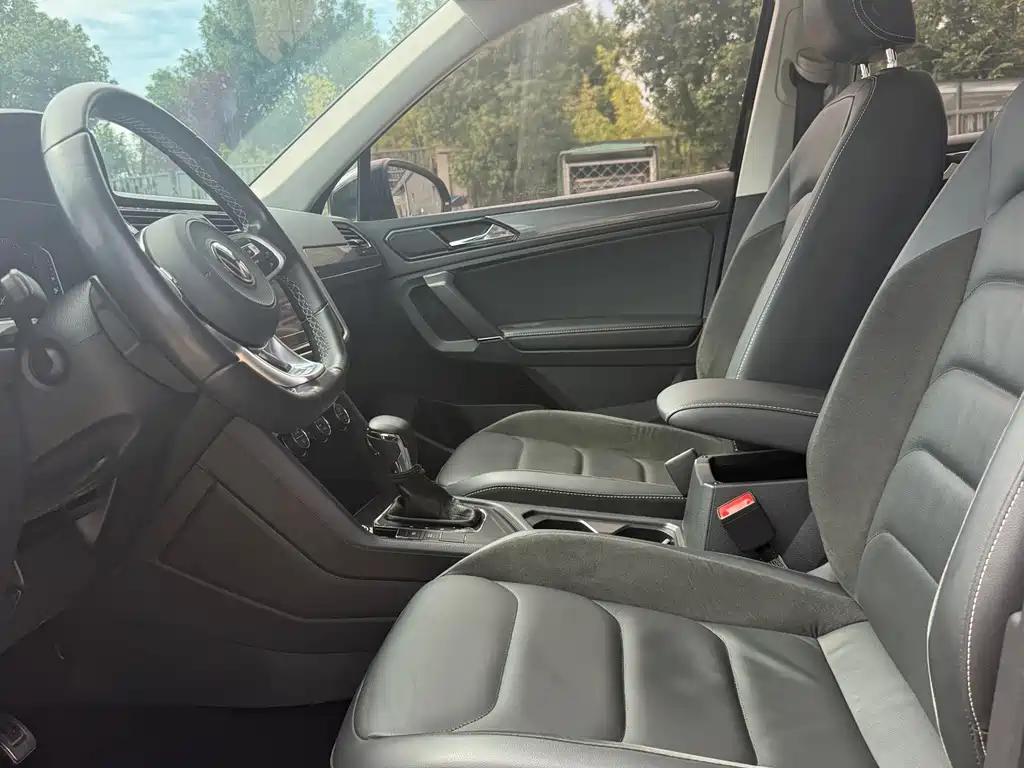 Volkswagen Tiguan L — миниатюра 4