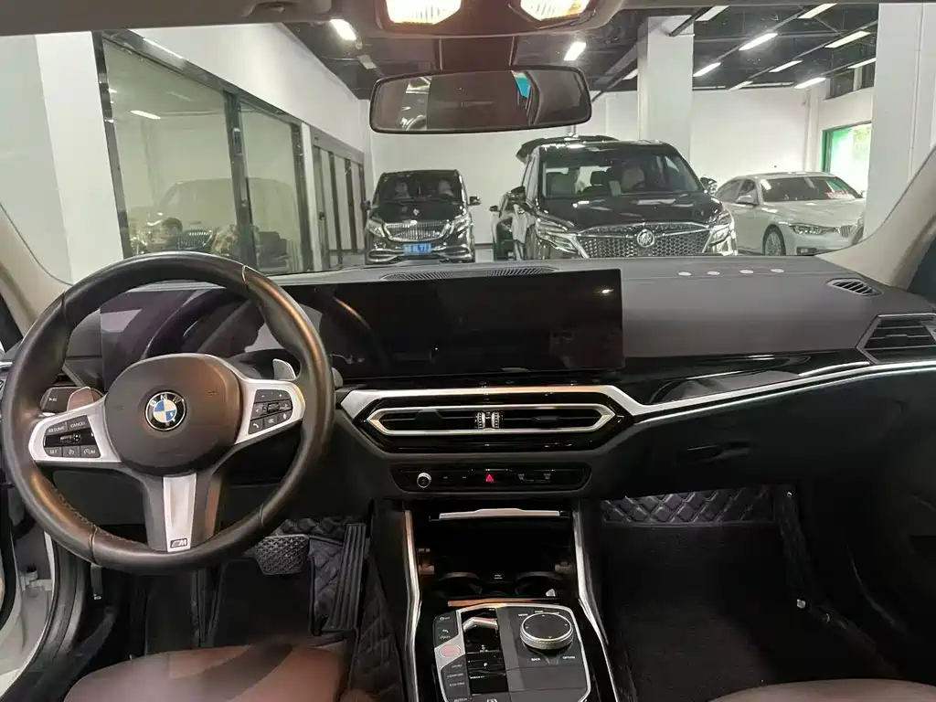 BMW 3 Series — миниатюра 5