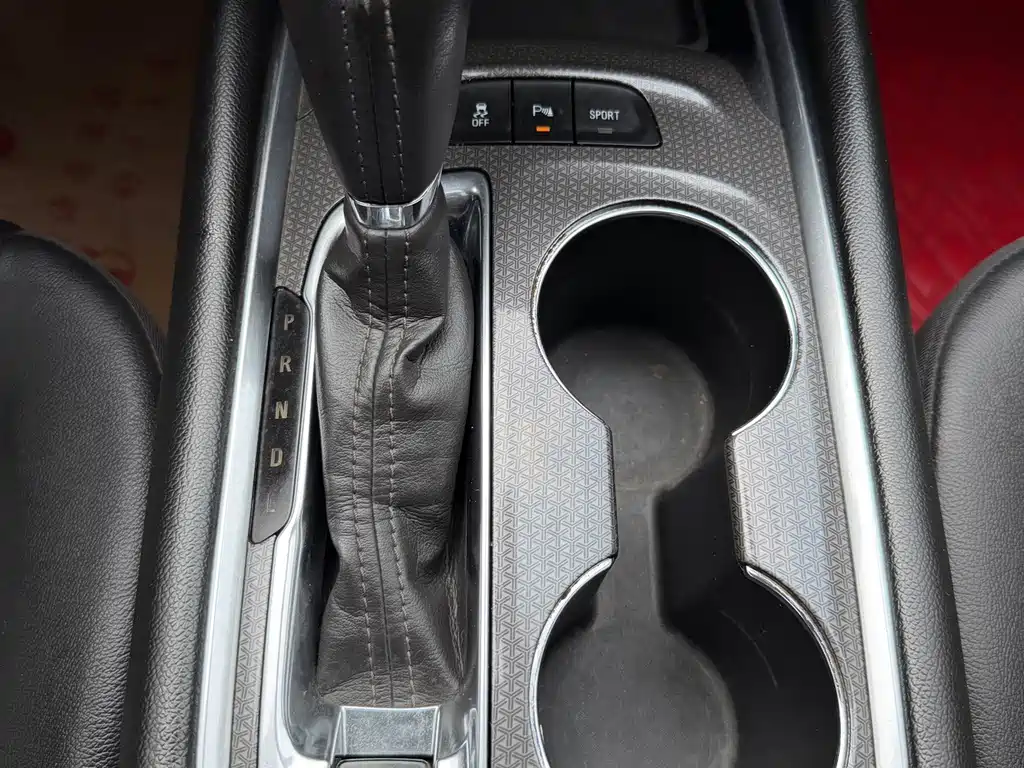Chevrolet Malibu XL — миниатюра 17