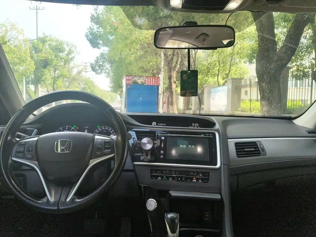 Honda Spirior — миниатюра 15