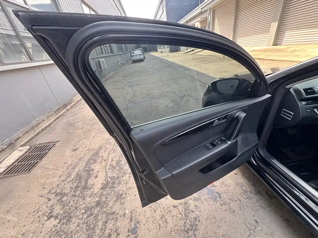 Volkswagen Magotan — миниатюра 7