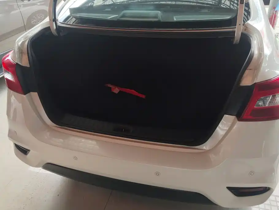 Nissan Sylphy — миниатюра 4