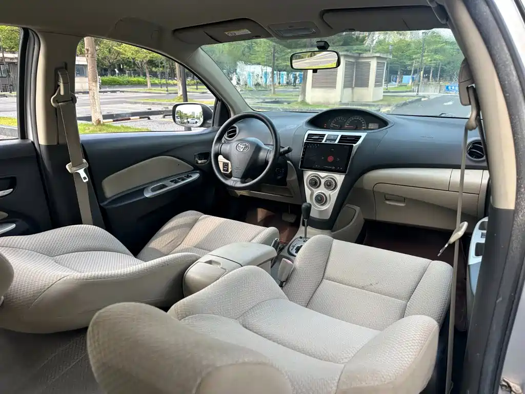 Toyota Vios — миниатюра 10