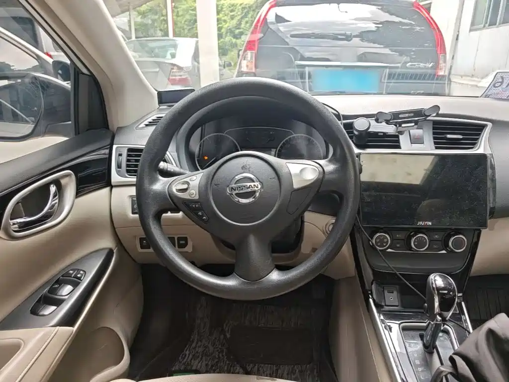 Nissan Sylphy — миниатюра 11